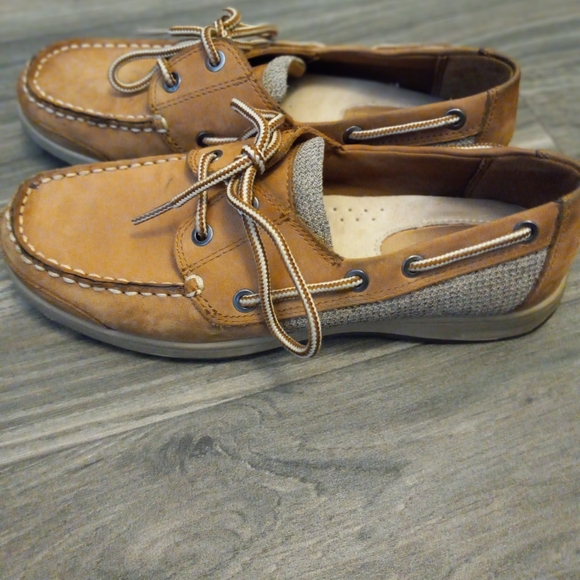 Natural Soul by Naturalizer Brown Leather Deck/Boa - Picture 3 of 4